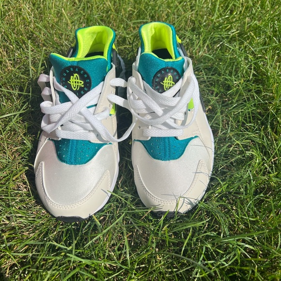 Big kid Nike Huarache Run - Picture 3 of 6